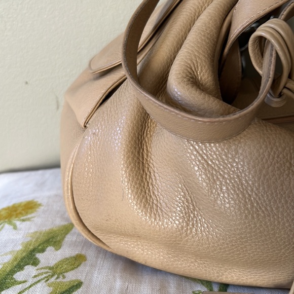 Leather bag silver hardware/ ink marks - Picture 2 of 10